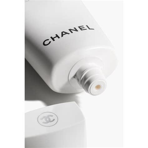 chanel le blanc 2018|chanel le blanc face wash.